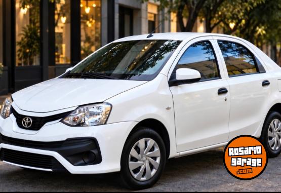 Autos - Toyota Etios 2020 Nafta 66000Km - En Venta