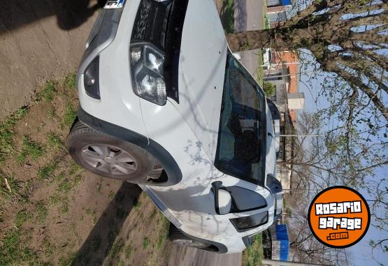 Camionetas - Renault Duster oroch privilige 2018 GNC 94600Km - En Venta