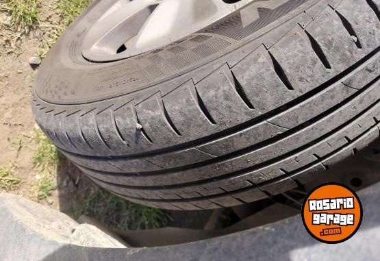 Camionetas - Renault Duster oroch privilige 2018 GNC 94600Km - En Venta