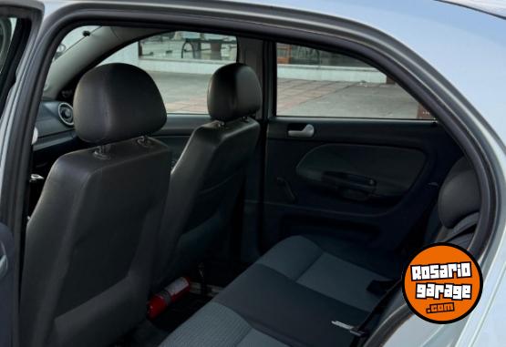 Autos - Volkswagen Gol Trend 2011 Nafta 130000Km - En Venta