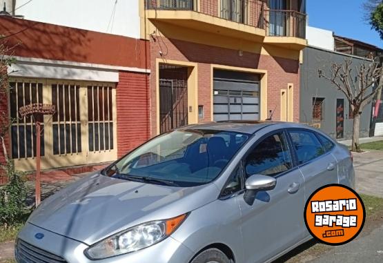 Autos - Ford FIESTA TITANIUM 2013 Nafta 140000Km - En Venta