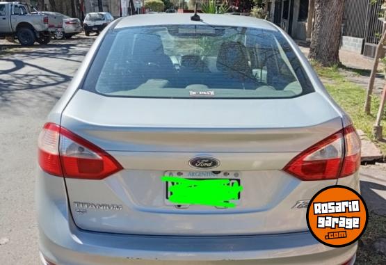 Autos - Ford FIESTA TITANIUM 2013 Nafta 140000Km - En Venta