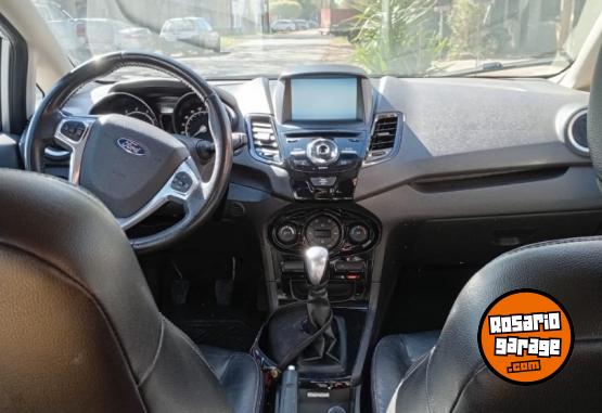 Autos - Ford FIESTA TITANIUM 2013 Nafta 140000Km - En Venta