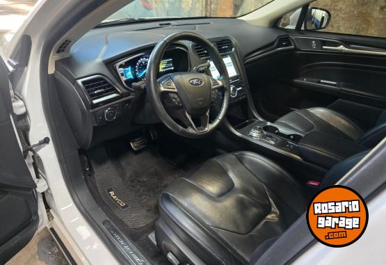 Autos - Ford Mondeo Titanium 2018 Nafta 50000Km - En Venta