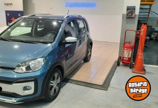 Autos - Volkswagen CROSS UP 1.0 5PTAS 2017 Nafta 90000Km - En Venta