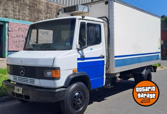 Camiones y Grúas - Mercedes 710 - En Venta