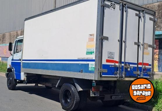 Camiones y Grúas - Mercedes 710 - En Venta
