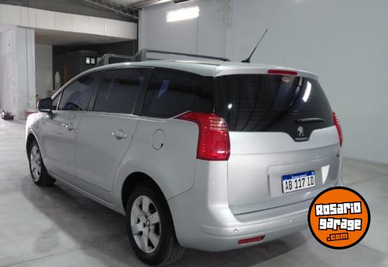 Autos - Peugeot 5008 2017 Nafta 154000Km - En Venta