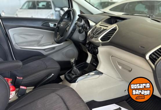 Autos - Ford Titanium 1.6 2013 GNC 145000Km - En Venta