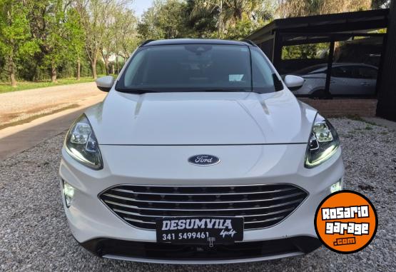 Camionetas - Ford KUGA TITANIUM 2022 Electrico / Hibrido 80000Km - En Venta