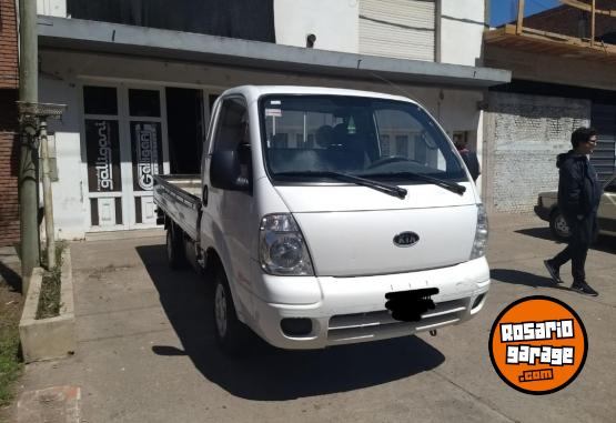 Camiones y Grúas - Vendo camión Kia K2500, año 2011 - En Venta
