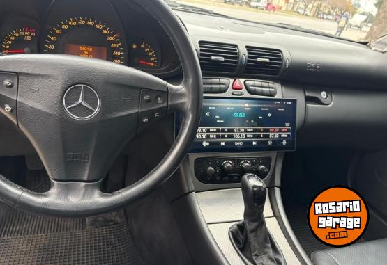 Autos - Mercedes Benz C200 compresor 2003 Nafta 111111Km - En Venta