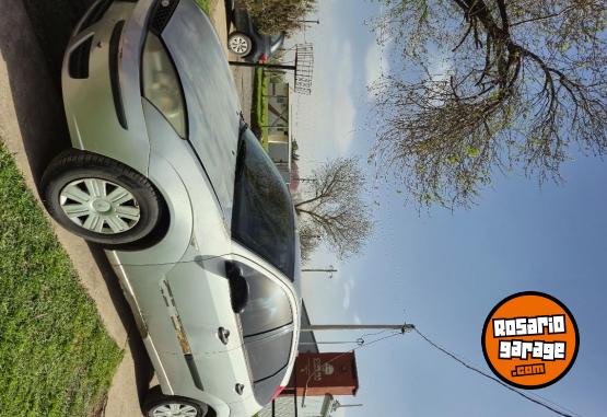 Autos - Ford Focus 1 2004 Diesel 298000Km - En Venta