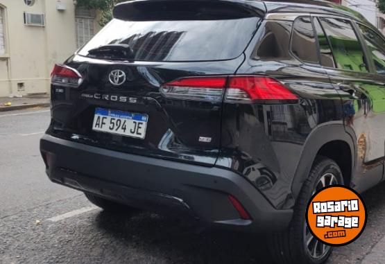 Camionetas - Toyota Corolla Cross Seg 2.0 CVT 2022 Nafta 9100Km - En Venta