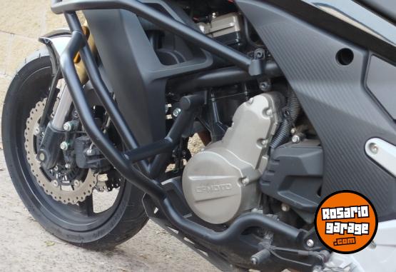 Motos - CF MT 650 2023 Nafta 14624Km - En Venta