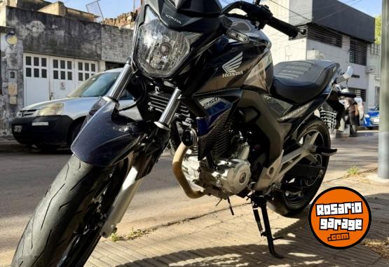Motos - Honda CB 250cc 2021 Nafta 12000Km - En Venta