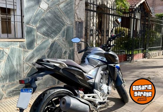 Motos - Honda CB 250cc 2021 Nafta 12000Km - En Venta