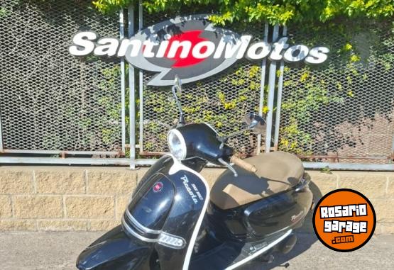 Motos - Gilera PICCOLA 150CC 2024 Nafta 10905Km - En Venta