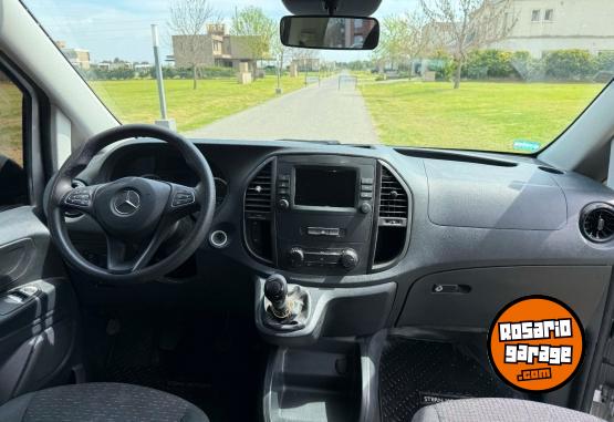 Autos - Mercedes Benz Vito 2022 Diesel 59500Km - En Venta