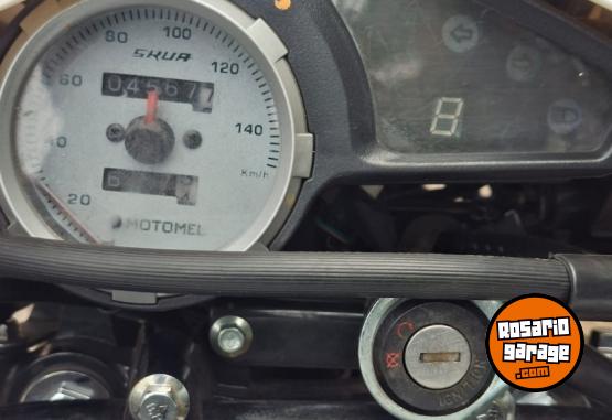Motos - Motomel SKUA XTREME 125CC 2025 Nafta 4567Km - En Venta
