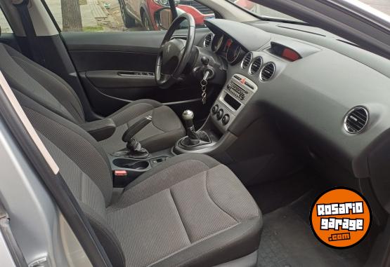 Autos - Peugeot 308 2015 Nafta 160000Km - En Venta