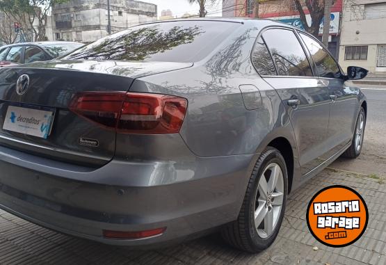 Autos - Volkswagen Vento 2018 Nafta 140000Km - En Venta