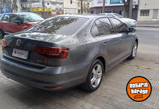 Autos - Volkswagen Vento 2018 Nafta 140000Km - En Venta