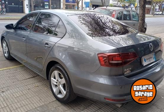 Autos - Volkswagen Vento 2018 Nafta 140000Km - En Venta