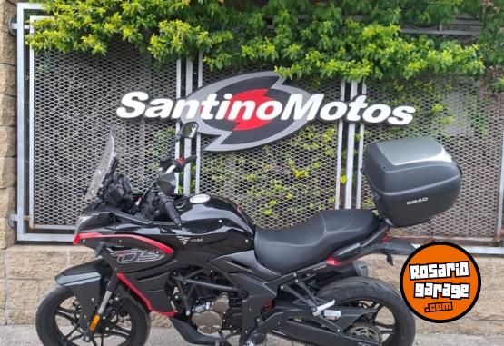 Motos - Voge DS 300 2024 Nafta 5779Km - En Venta
