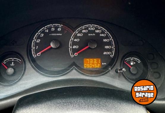Autos - Chevrolet Classic 2012 Nafta 90000Km - En Venta