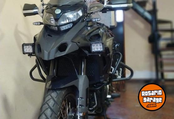 Motos - Benelli TRK 502X 2022 Nafta 15000Km - En Venta