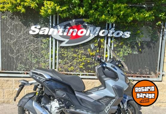Motos - Zanella CRUSIER ADV 300 2026 Nafta 888Km - En Venta