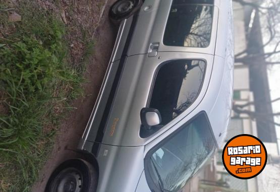 Utilitarios - Peugeot Parnet Patagonica 2005 Diesel 210000Km - En Venta