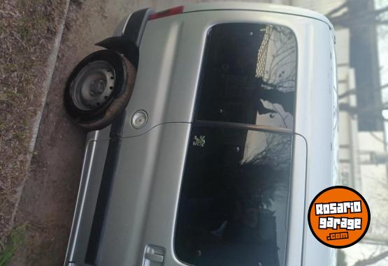 Utilitarios - Peugeot Parnet Patagonica 2005 Diesel 210000Km - En Venta