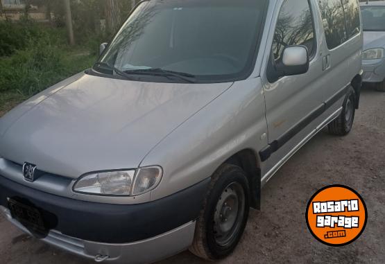 Utilitarios - Peugeot Parnet Patagonica 2005 Diesel 210000Km - En Venta
