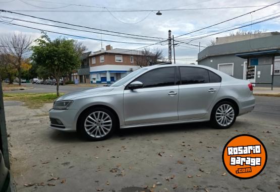 Autos - Volkswagen Vento 2015 GNC 83700Km - En Venta