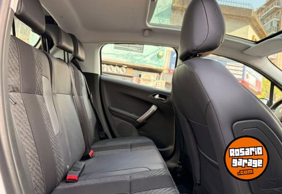 Autos - Peugeot 208 feline 2018 Nafta 120000Km - En Venta