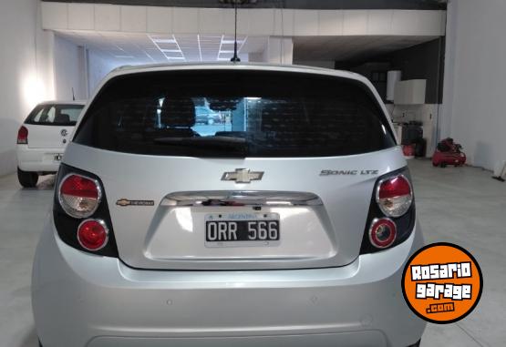 Autos - Chevrolet Sonic 2015 Nafta 132000Km - En Venta