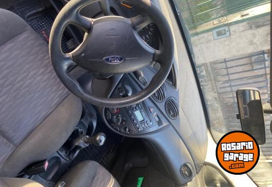 Autos - Ford Focus 2005 Nafta 106000Km - En Venta