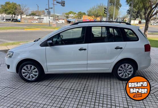 Autos - Volkswagen SURAN COMFORTLINE 1.6 2013 GNC 190000Km - En Venta