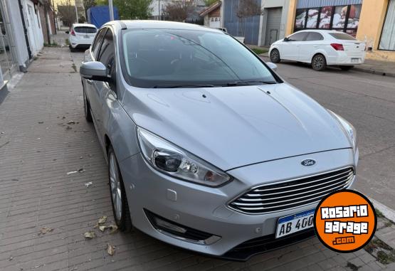 Autos - Ford Focus 2017 Nafta 107000Km - En Venta