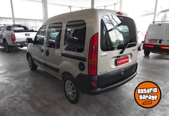 Utilitarios - Renault kangoo 2015 GNC 114400Km - En Venta