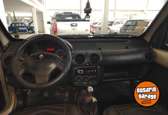 Utilitarios - Renault kangoo 2015 GNC 114400Km - En Venta