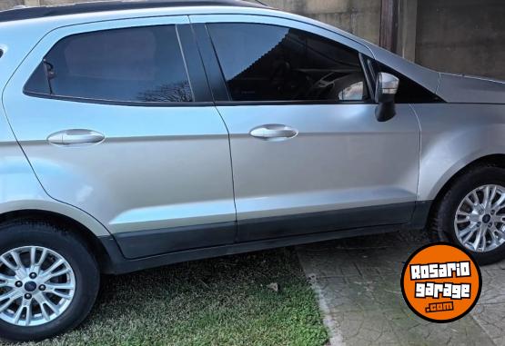 Camionetas - Ford Eco sport 2015 GNC 130000Km - En Venta