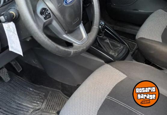 Camionetas - Ford Eco sport 2015 GNC 130000Km - En Venta