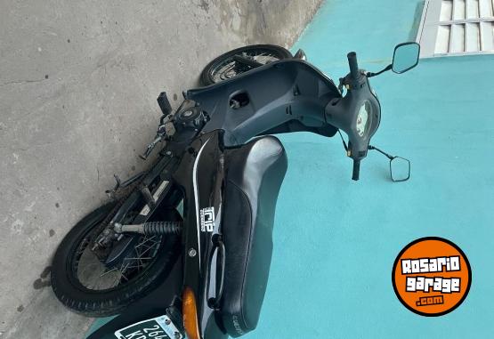 Motos - Guerrero trip 110 2014 Nafta 3600Km - En Venta