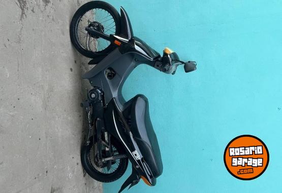 Motos - Guerrero trip 110 2014 Nafta 3600Km - En Venta