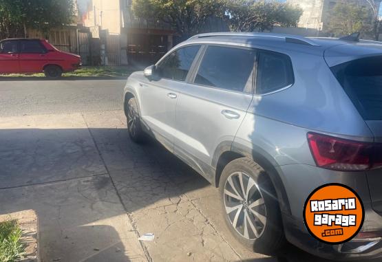 Autos - Volkswagen TAOS HIGHLINE 2022 2022 Nafta 53000Km - En Venta
