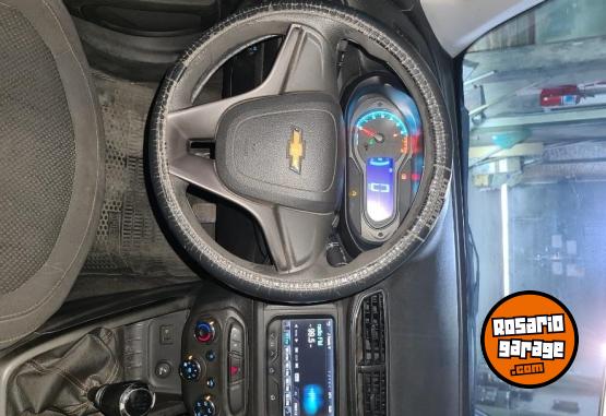 Autos - Chevrolet Onix 2013 Nafta 144300Km - En Venta