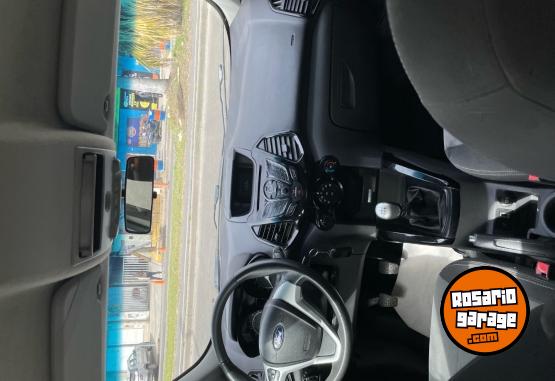 Camionetas - Ford Ecosport Freestyle 2015 Nafta 168000Km - En Venta
